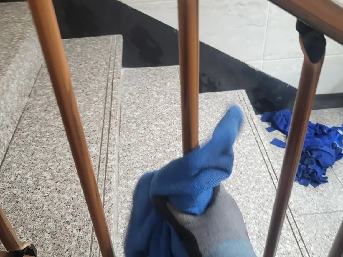 의왕시 이동 빌라 난간·손잡이 위생청소 사례 - 행진크린